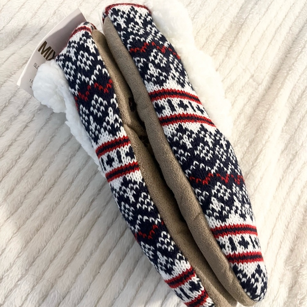Cozy Knit Patterned Sock Slippers - Picture 4 of 4
